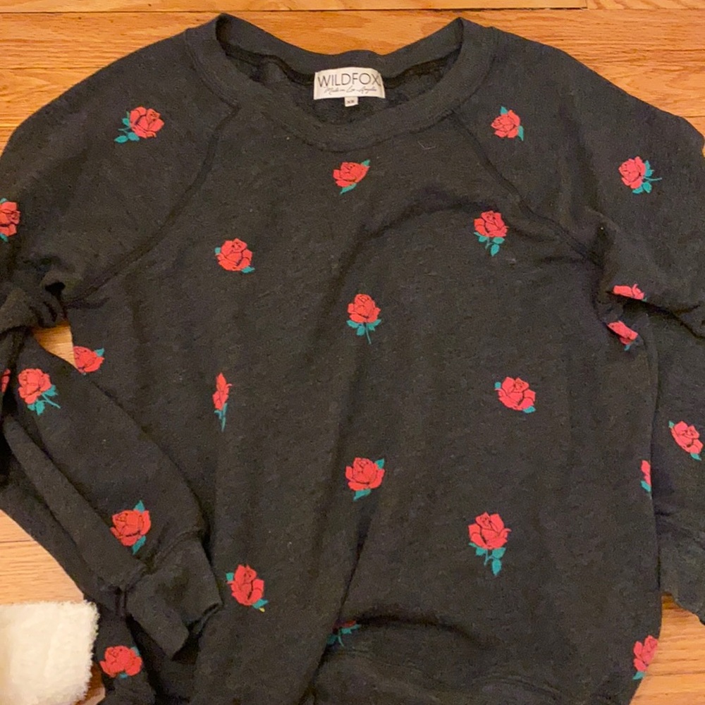 Wild fox sweater